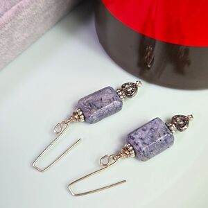 Silver Tone Vintage  Stone Earrings